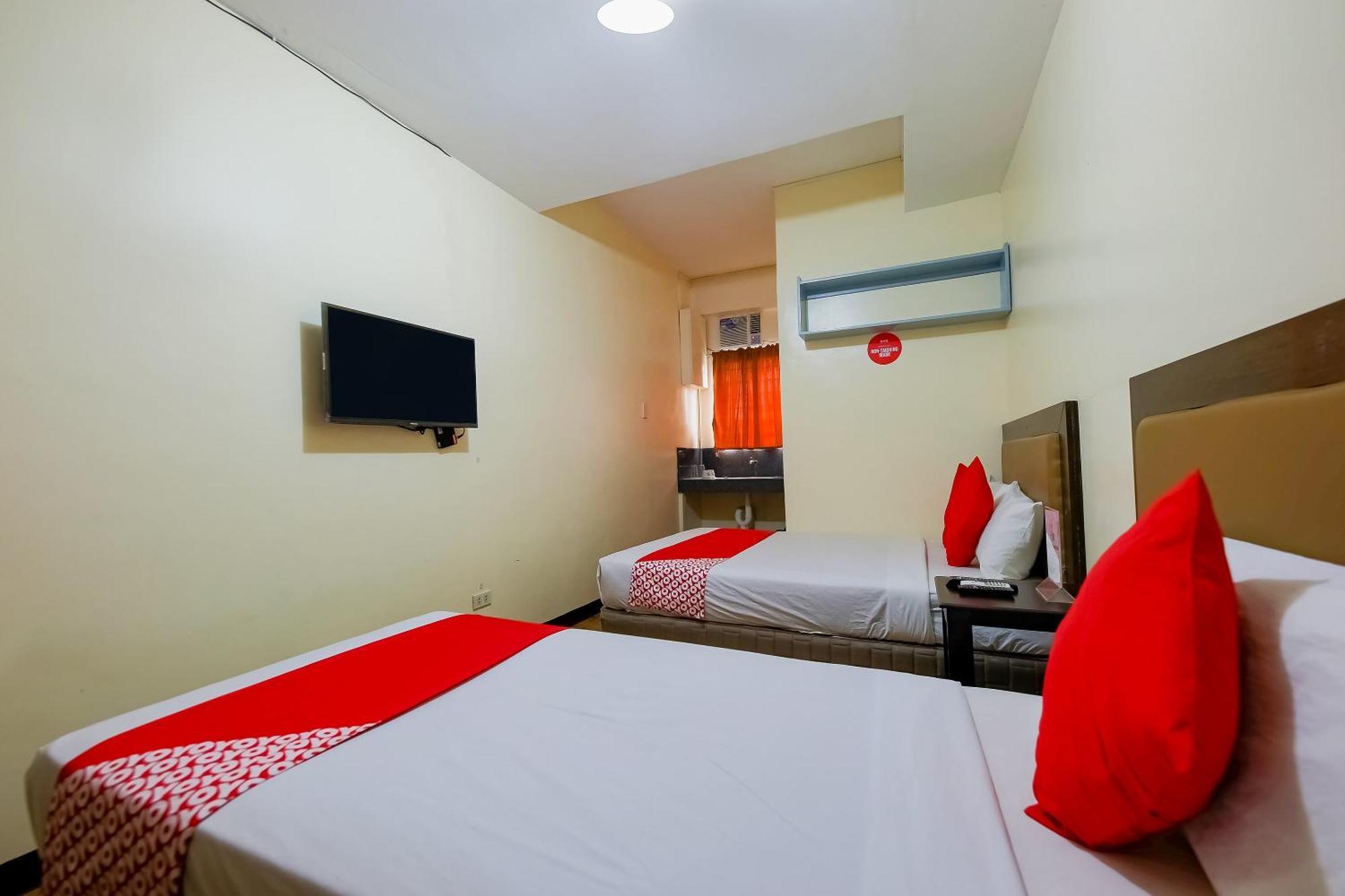 Oyo 431 Apollo 11 Apartelle Pasay Eksteriør bilde