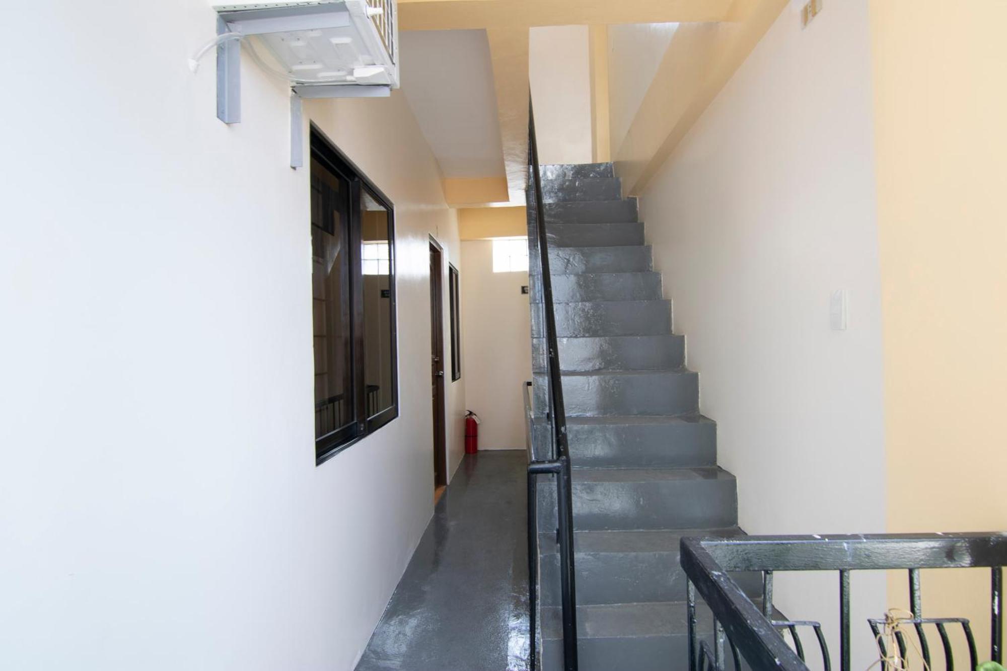 Oyo 431 Apollo 11 Apartelle Pasay Eksteriør bilde