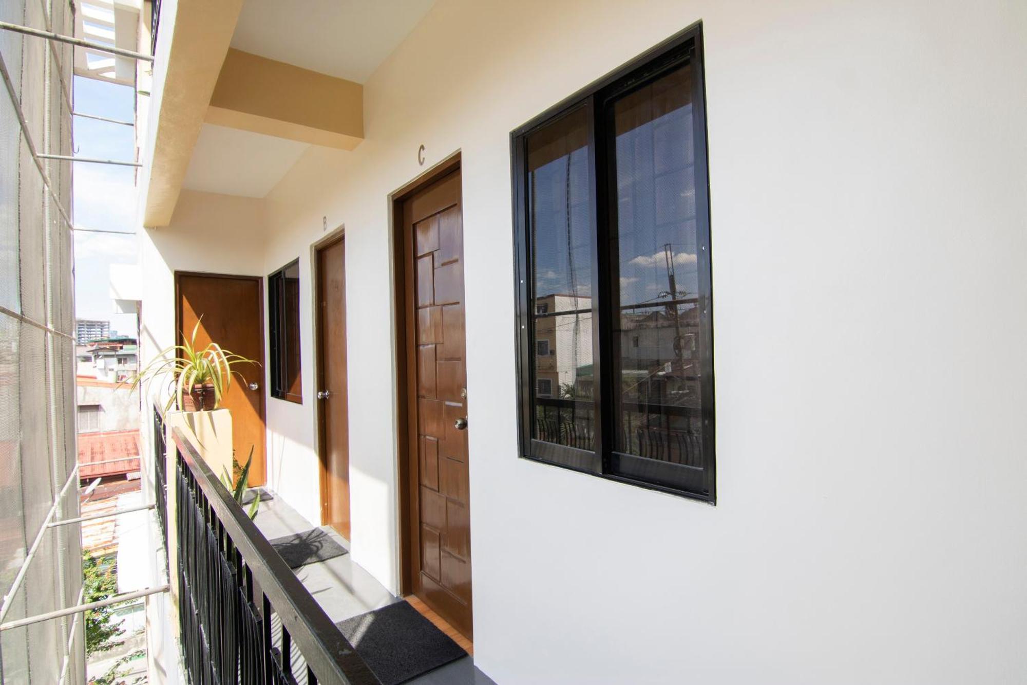 Oyo 431 Apollo 11 Apartelle Pasay Eksteriør bilde