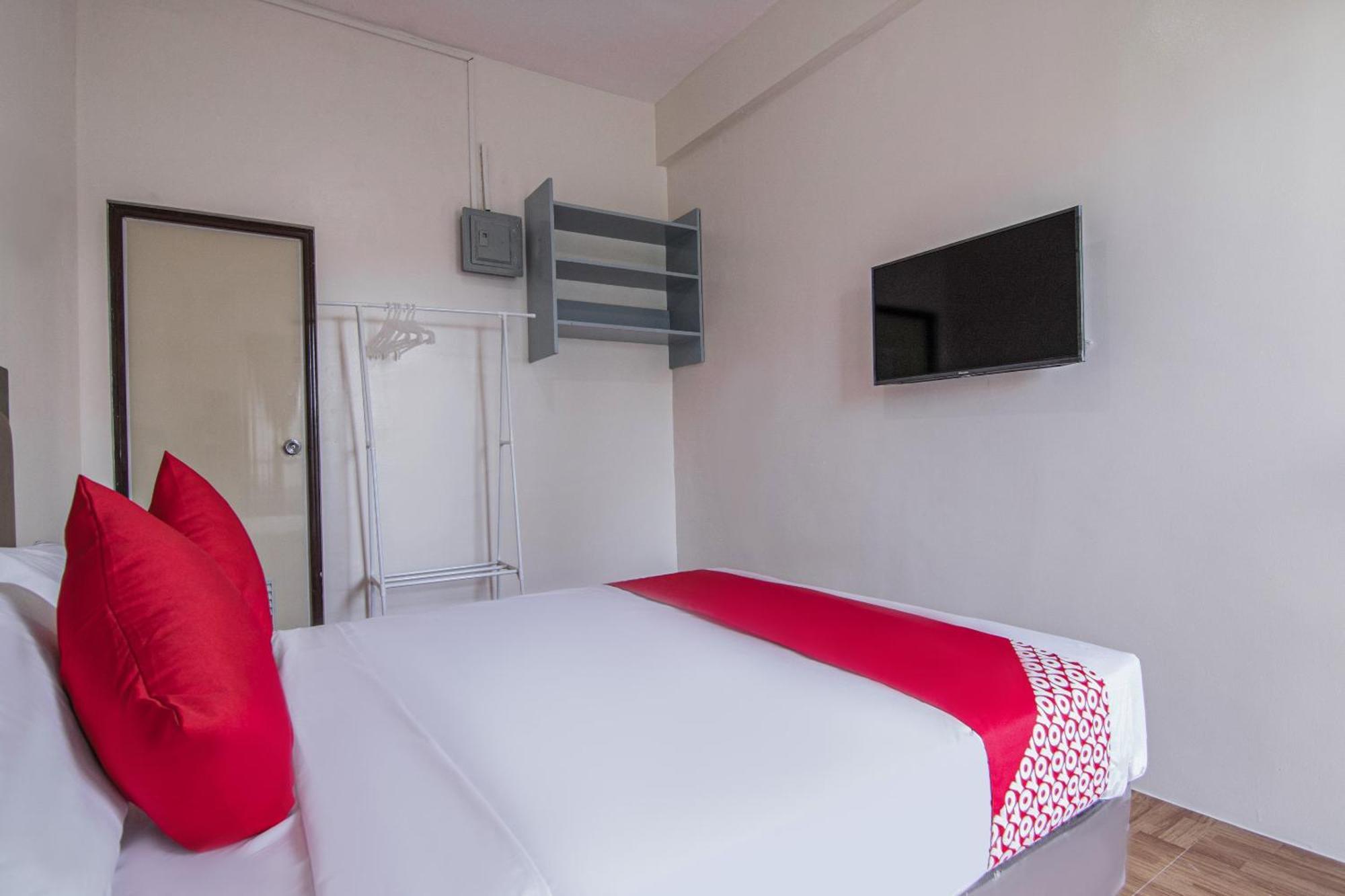 Oyo 431 Apollo 11 Apartelle Pasay Eksteriør bilde