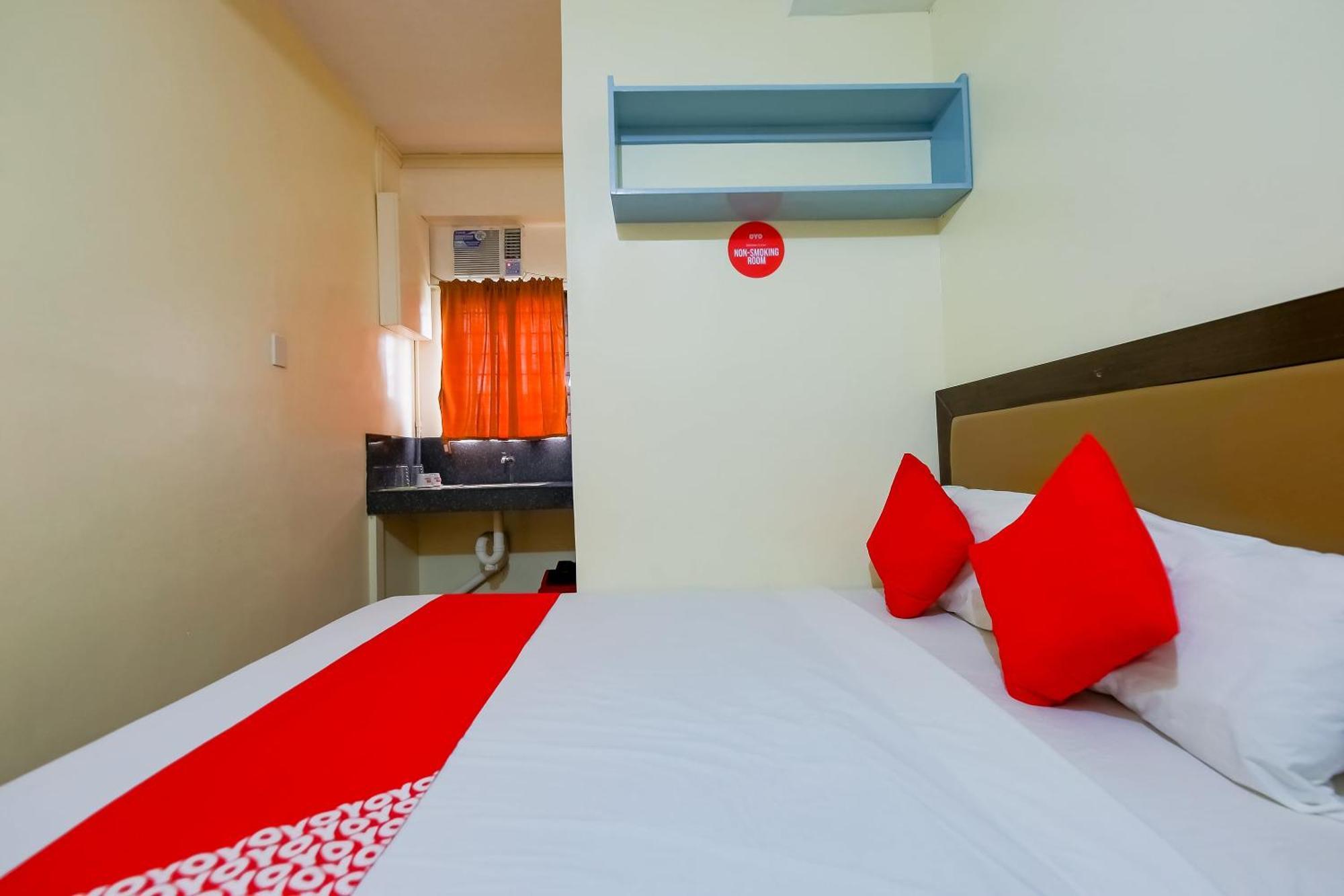 Oyo 431 Apollo 11 Apartelle Pasay Eksteriør bilde